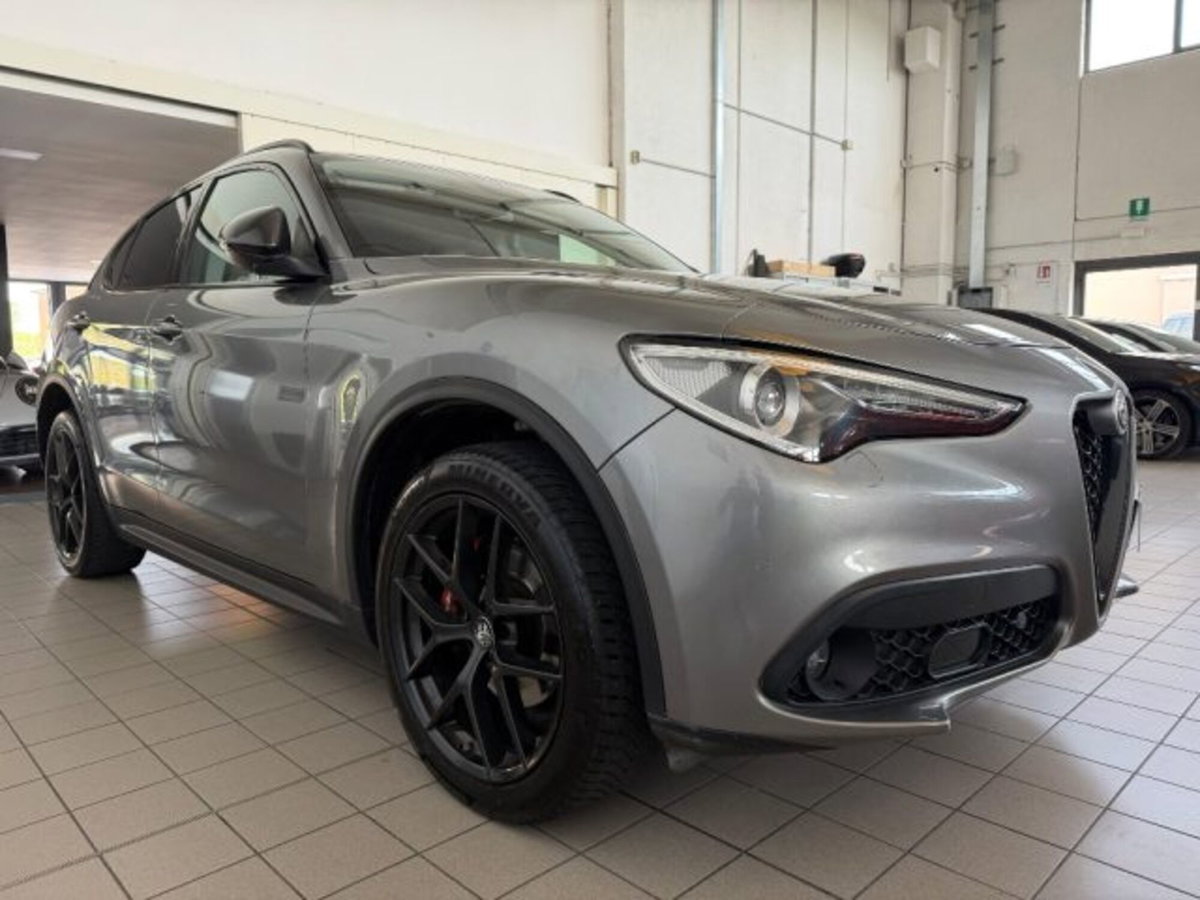 Alfa Romeo Stelvio Stelvio 2.2 Turbodiesel 210 CV AT8 Q4 6C Villa D'este (3)
